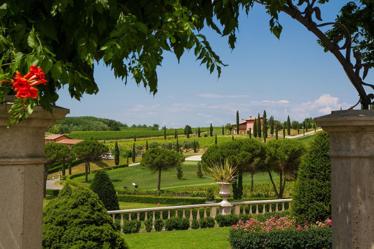 Casale In Collina Guest House Capriva del Friuli Luaran gambar