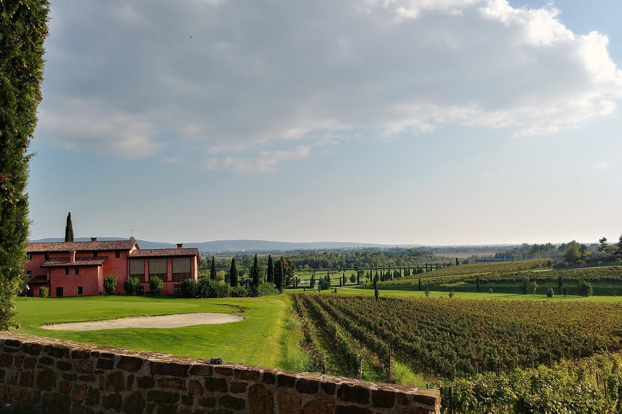 Casale In Collina Guest House Capriva del Friuli Luaran gambar