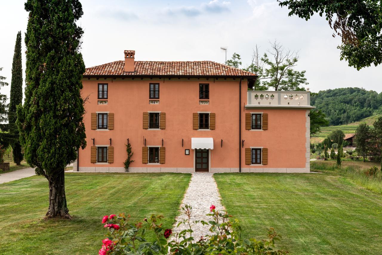 Casale In Collina Guest House Capriva del Friuli Luaran gambar
